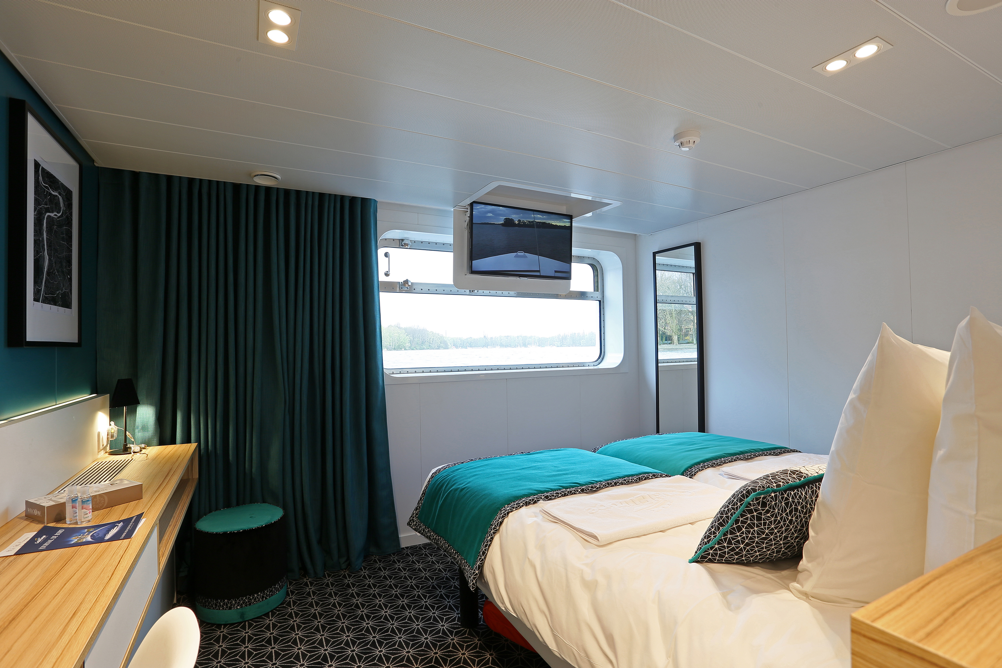 CroisiEurope MS Elbe Princesse Cabin 1.jpg